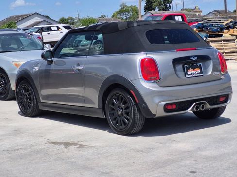 Used 2017 MINI Cooper S FWD image 4