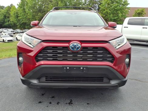 Used 2021 Toyota RAV4 XLE Premium AWD/4WD image 11