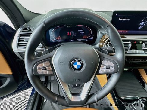 Used 2024 BMW X4 xDrive30i w/ Premium Package AWD/4WD image 11