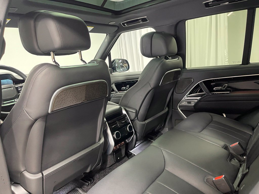 Used 2025 Land Rover Range Rover Autobiography AWD/4WD image 26