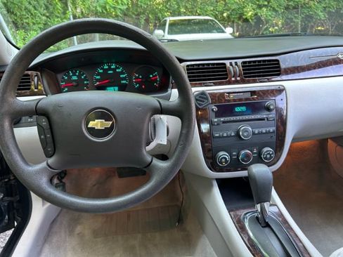 Used 2016 Chevrolet Impala Limited LS FWD image 10