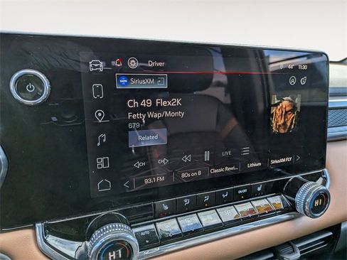 Used 2024 GMC Canyon AT4 w/ Technology Package image 19