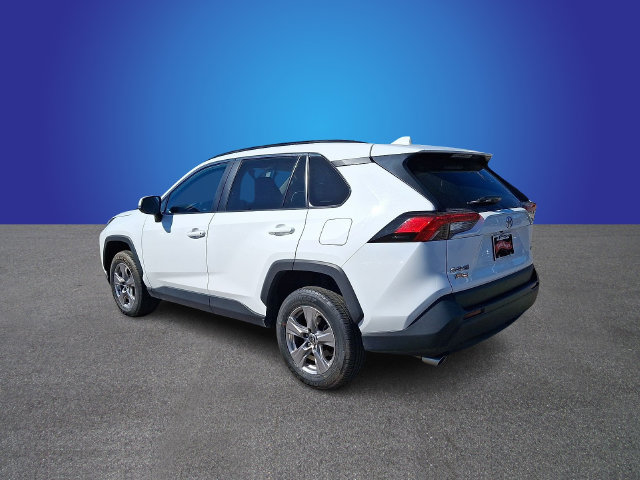 Used 2025 Toyota RAV4 XLE FWD image 6