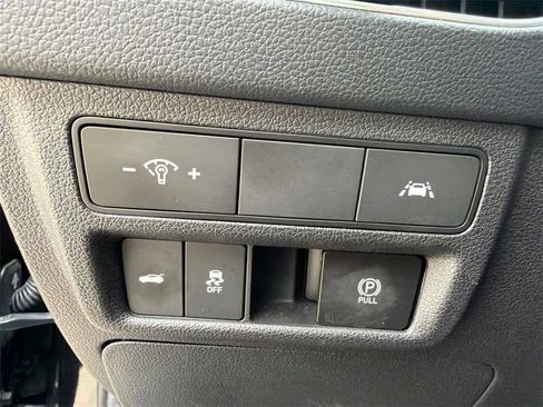 Used 2023 Hyundai Sonata Limited w/ Preferred Accessory Package image 31