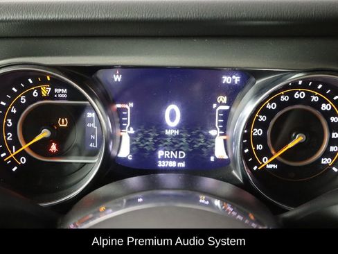 Used 2021 Jeep Wrangler Unlimited Sahara AWD/4WD image 11