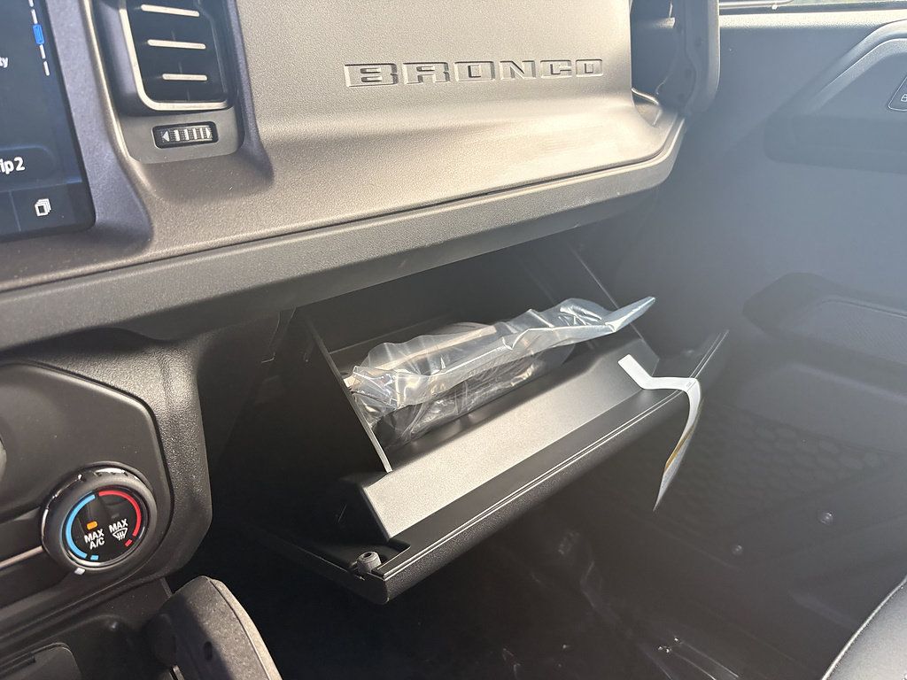 New 2026 Ford Bronco Badlands AWD/4WD image 34