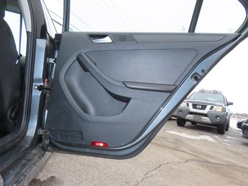 Used 2014 Volkswagen Jetta Sedan image 33