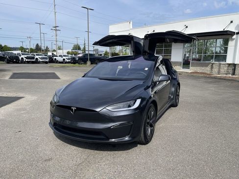 Used 2024 Tesla Model X AWD/4WD image 33