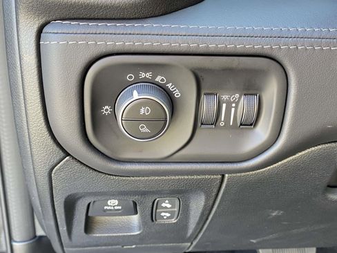 New 2026 RAM 1500 Limited w/ Body Color Bumper Group image 20