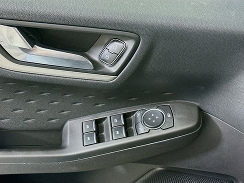 Used 2020 Ford Escape SE image 15