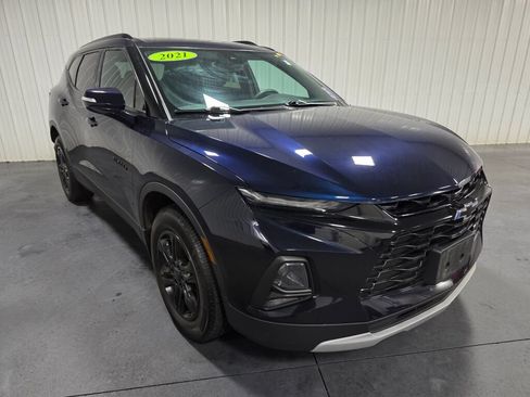 Used 2021 Chevrolet Blazer LT AWD/4WD image 2