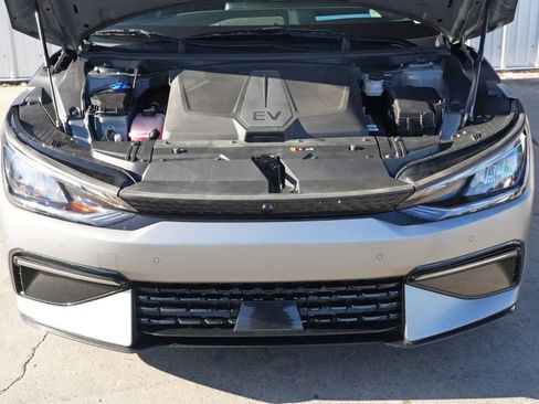 Used 2023 Kia EV6 GT-Line w/ GT-Line Suede Seat Package image 7