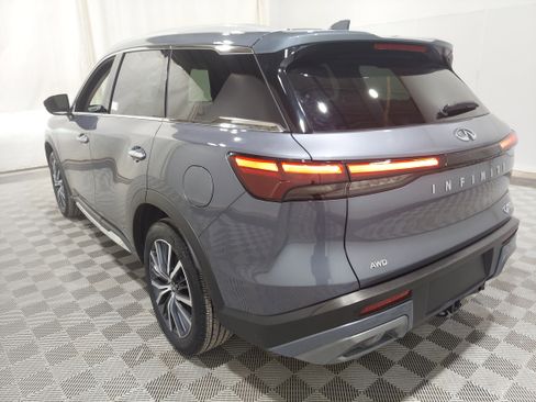 Used 2024 INFINITI QX60 Sensory AWD/4WD image 2