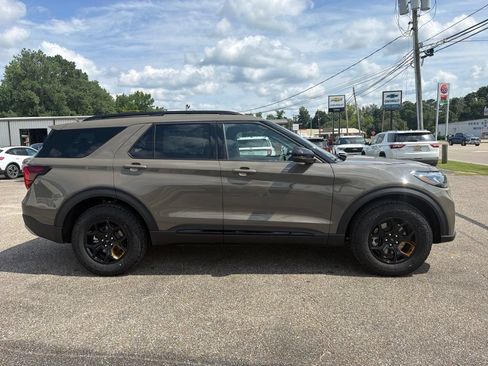 New 2026 Ford Explorer Tremor w/ Tremor Convenience Package AWD/4WD image 4