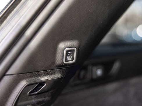 Used 2022 Jeep Grand Cherokee Summit AWD/4WD image 17