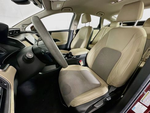 Used 2019 Honda Clarity Plug-In Hybrid image 13