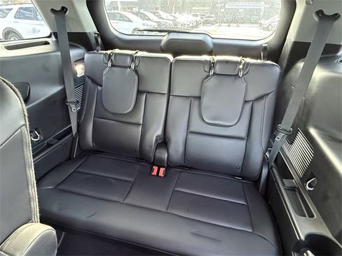 Certified 2023 Ford Explorer XLT w/ Equipment Group 202A image 10