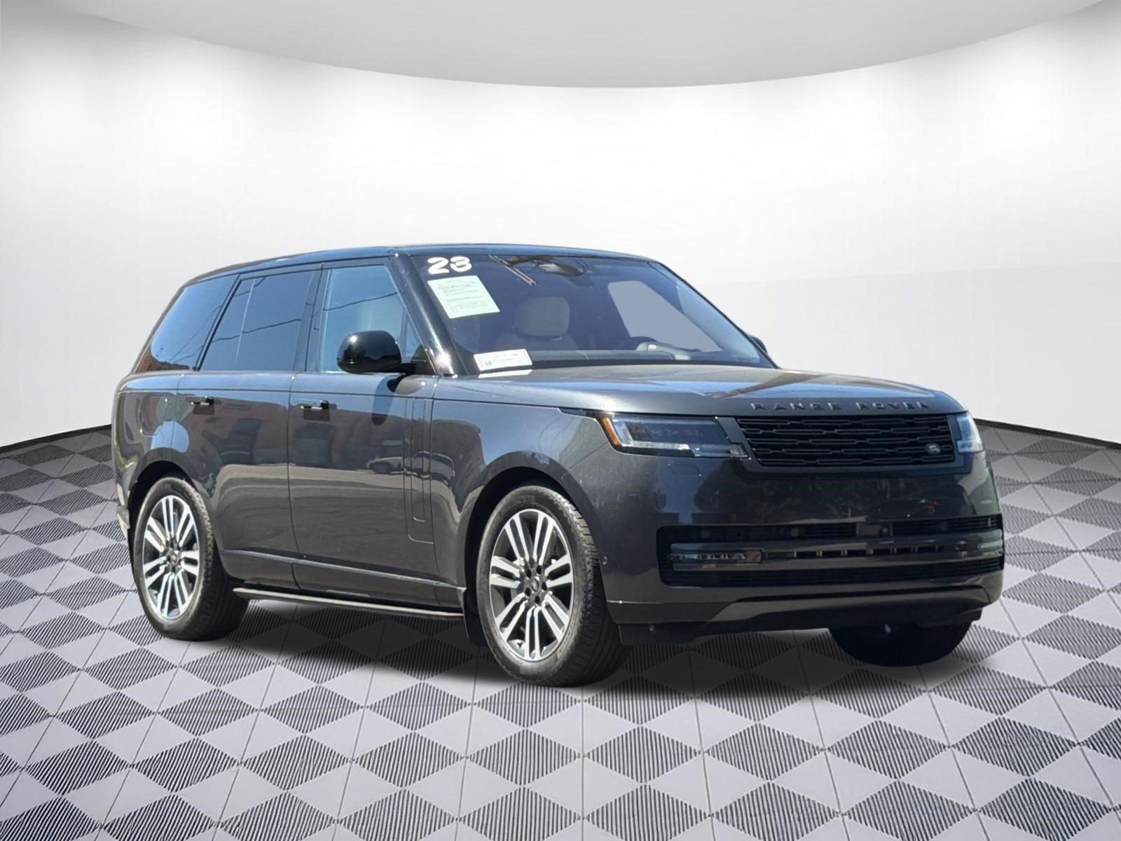 Used 2023 Land Rover Range Rover SE AWD/4WD image 7