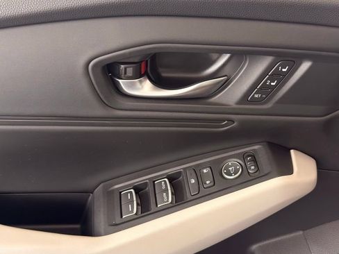 Used 2026 Honda Accord EX-L image 34