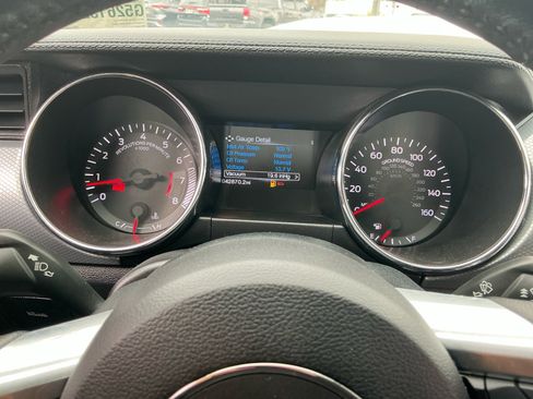 Used 2016 Ford Mustang GT Premium w/ Equipment Group 401A RWD image 19