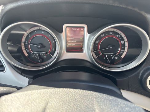Used 2019 Dodge Journey SE w/ Safe & Sound Group FWD image 23