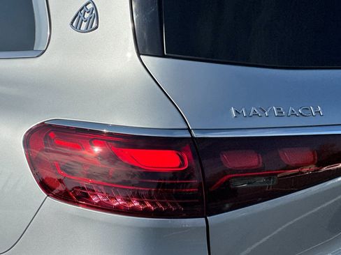 New 2026 Mercedes-Benz Maybach GLS 600 4MATIC image 12