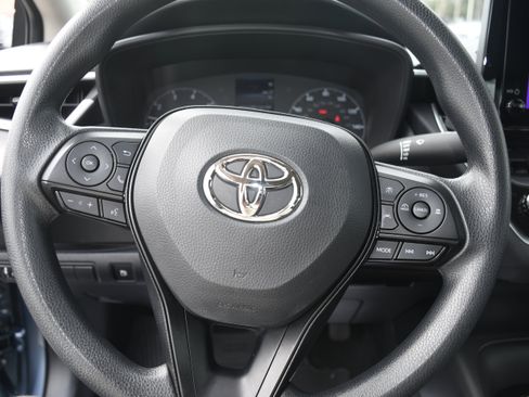Certified 2025 Toyota Corolla LE image 12