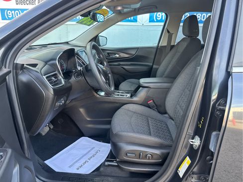 Used 2022 Chevrolet Equinox LT FWD image 21