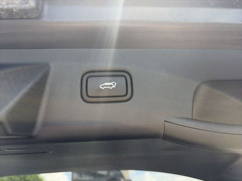 Used 2023 Hyundai Tucson Limited AWD/4WD image 33