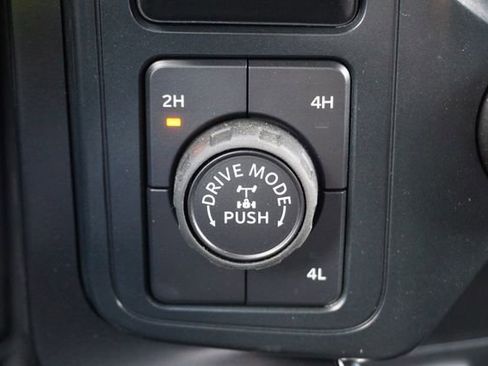 Used 2025 Ford F150 STX w/ STX Black Appearance Package AWD/4WD image 9