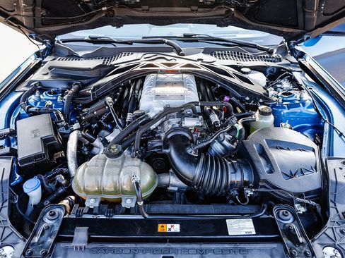 Used 2020 Ford Mustang Shelby GT500 w/ Technology Package image 23