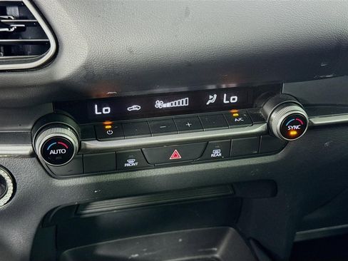 Used 2023 MAZDA CX-30 AWD 2.5 S w/ Select Package image 17