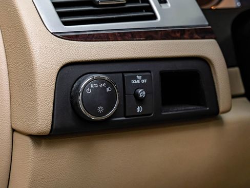 Used 2012 Cadillac Escalade Premium AWD/4WD image 39