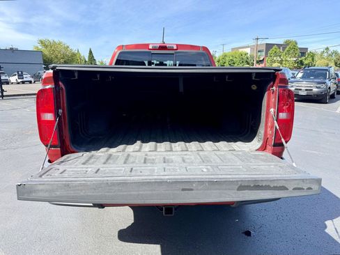 Used 2016 Chevrolet Colorado Z71 AWD/4WD image 9
