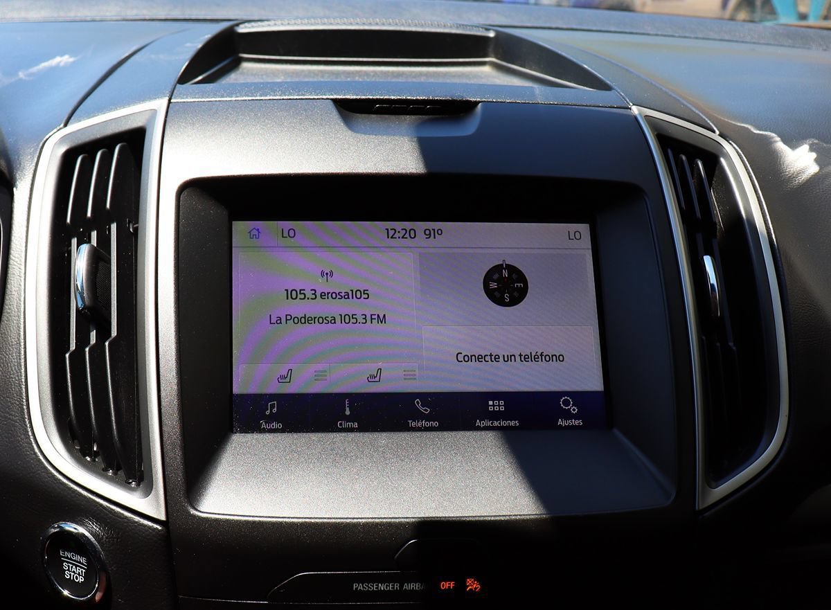 Used 2020 Ford Edge SEL FWD image 47