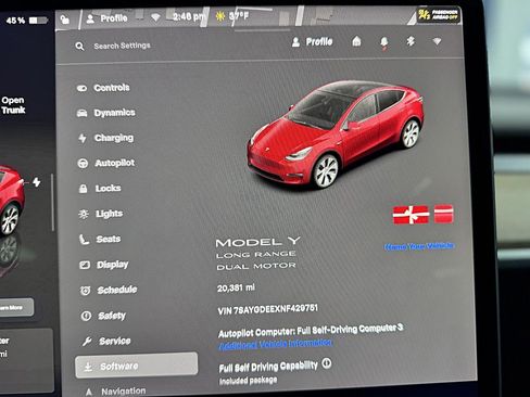 Used 2022 Tesla Model Y Long Range image 39