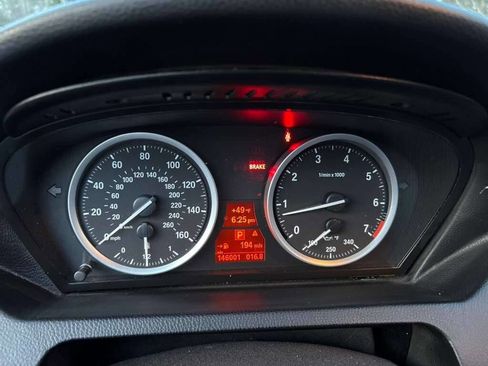 Used 2010 BMW 650i Convertible image 16