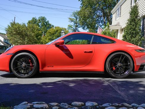 Used 2023 Porsche 911 Carrera GTS RWD image 3