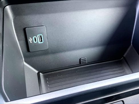 New 2025 Ford F250 XLT w/ Black Appearance Package image 17