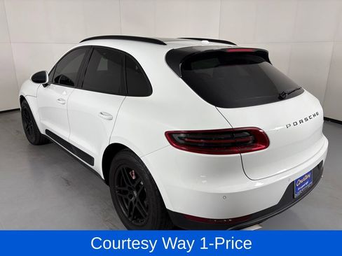 Used 2018 Porsche Macan AWD/4WD image 8