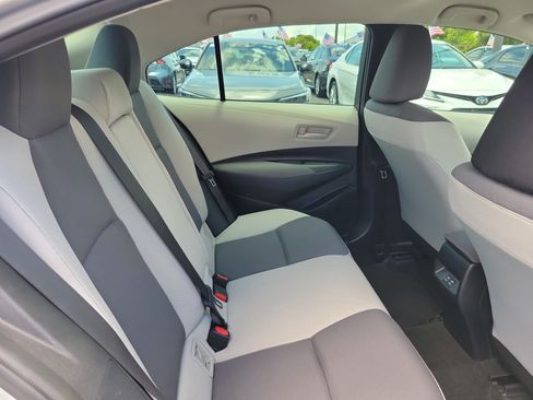Used 2023 Toyota Corolla LE FWD image 15