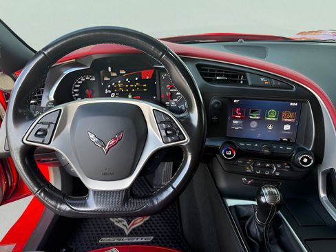 Used 2017 Chevrolet Corvette Stingray Coupe w/ 1LT RWD image 21