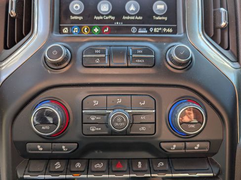 Used 2020 Chevrolet Silverado 1500 RST AWD/4WD image 21