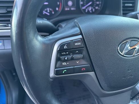 Used 2017 Hyundai Elantra Value Edition image 18