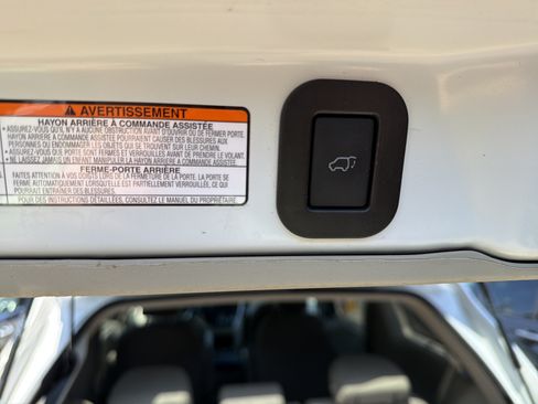 Used 2020 Toyota Sienna XLE w/ XLE Navigation Package AWD/4WD image 30