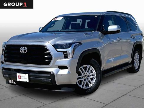 Certified 2025 Toyota Sequoia SR5 image 1