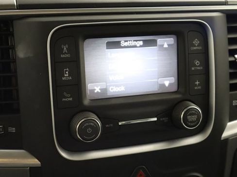 Used 2024 RAM 1500 Classic SLT AWD/4WD image 27