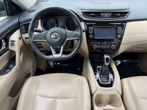 Used 2017 Nissan Rogue SL w/ SL Premium Package FWD image 17