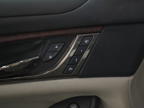 Used 2016 Cadillac CTS Luxury image 20