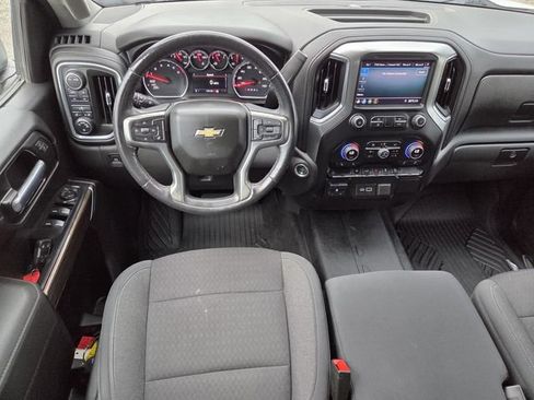 Used 2021 Chevrolet Silverado 1500 LT AWD/4WD image 12